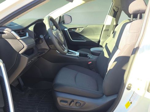 Used 2023 Toyota RAV4 XLE w/ Convenience Package image 13