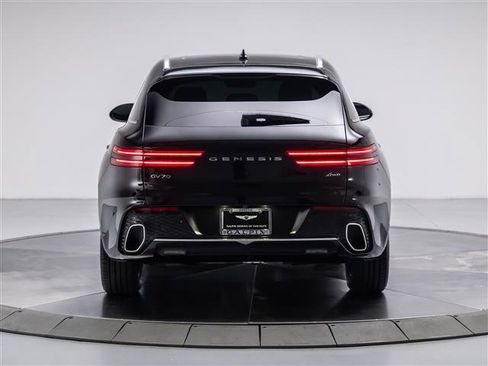 Used 2023 Genesis GV70 2.5T w/ Select Package image 4