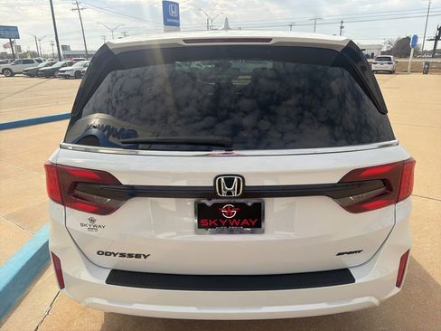 New 2026 Honda Odyssey Sport-L image 23