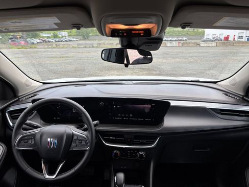 Used 2025 Buick Encore GX Preferred FWD image 29