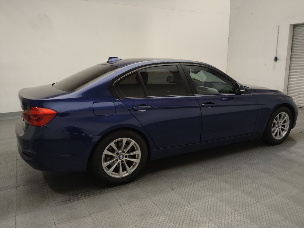 Used 2018 BMW 320i Sedan RWD image 10