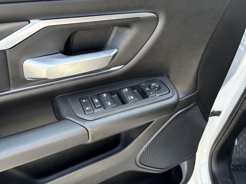 Used 2025 RAM 1500 Big Horn AWD/4WD image 16