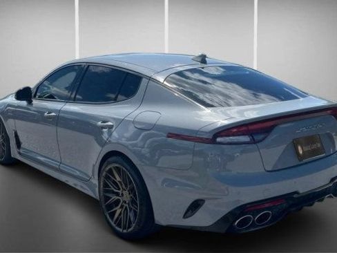 Used 2022 Kia Stinger GT-Line RWD image 9