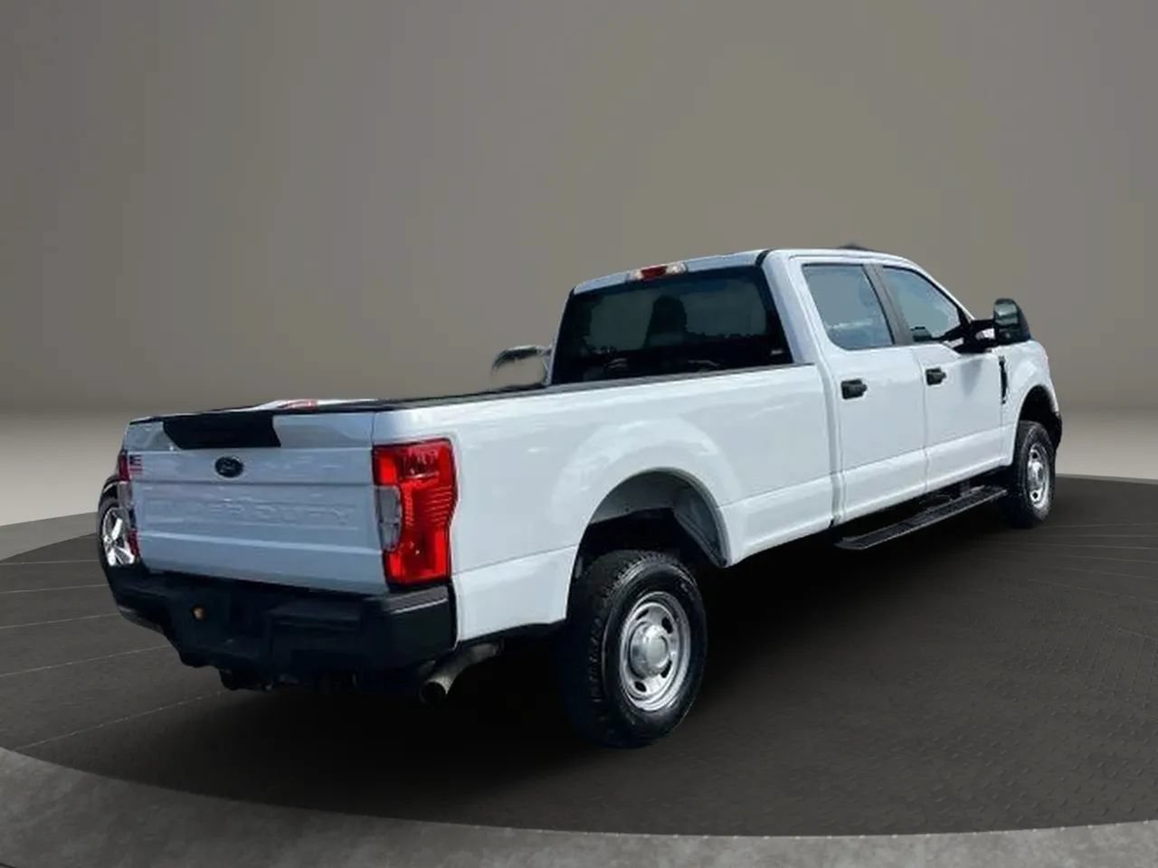 Used 2021 Ford F350 XL w/ Power Equipment Group AWD/4WD image 4