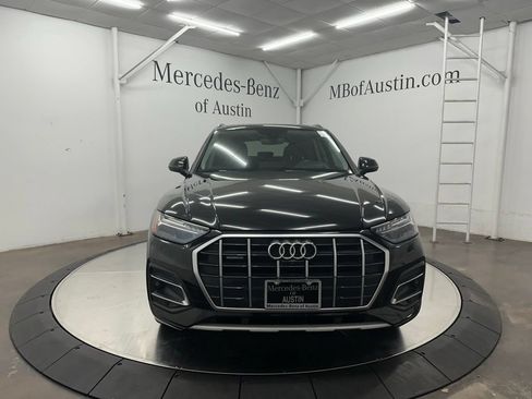 Used 2021 Audi Q5 Prestige AWD/4WD image 2