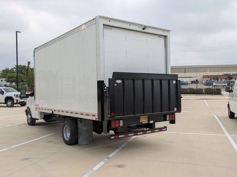 New 2024 GMC Savana 3500 Extended w/ Power Convenience Package image 5