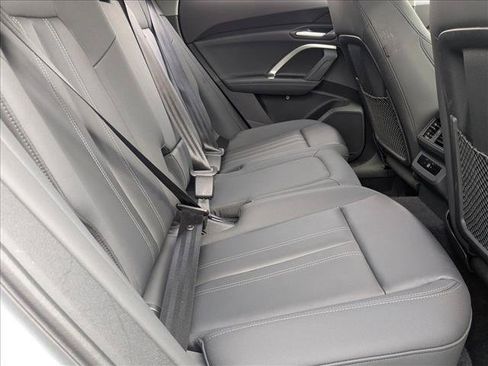 Certified 2025 Audi Q5 Premium w/ Convenience Package AWD/4WD image 18