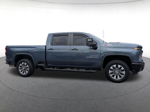 Used 2025 Chevrolet Silverado 2500 Custom w/ Custom Value Package AWD/4WD image 6