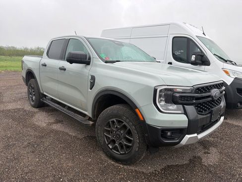Used 2024 Ford Ranger XLT w/ Technology Package AWD/4WD image 3