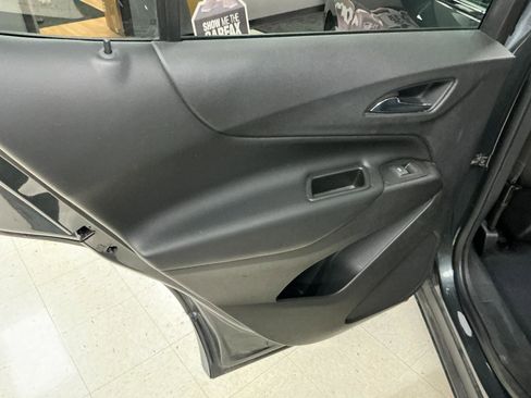 Used 2020 Chevrolet Equinox LT image 21