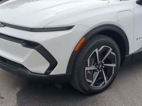 New 2026 Chevrolet Equinox EV LT FWD image 14