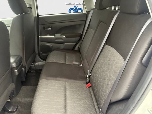 Used 2021 Mitsubishi Outlander Sport SE AWD/4WD image 14