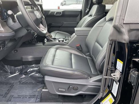 New 2025 Ford Bronco Badlands image 10