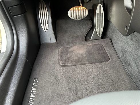 Used 2010 MINI Cooper Clubman S image 13