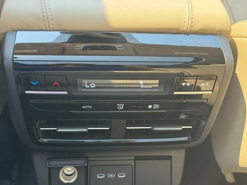 Certified 2026 Acura MDX SH-AWD w/ Technology Package image 14