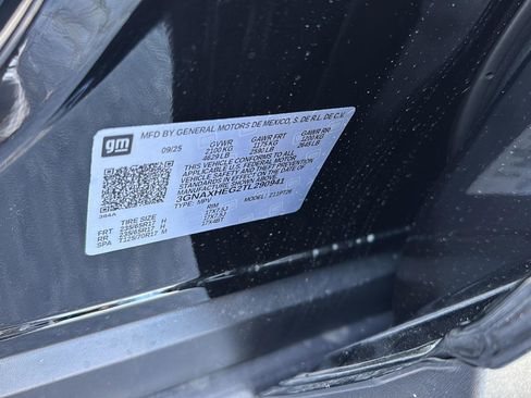 New 2026 Chevrolet Equinox LT w/ Convenience Package II image 33