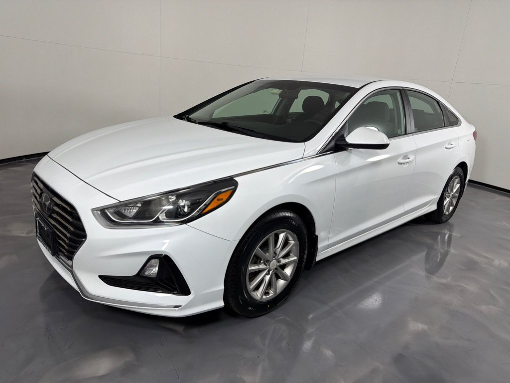Used 2019 Hyundai Sonata SE w/ Cargo Package FWD image 9