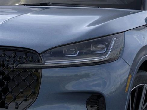 New 2025 Lincoln Aviator Black Label w/ Jet Appearance Package image 18