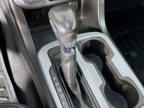 Used 2022 Chevrolet Colorado ZR2 AWD/4WD image 16