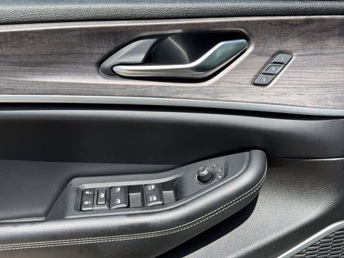 Certified 2022 Jeep Grand Cherokee L Limited AWD/4WD image 26