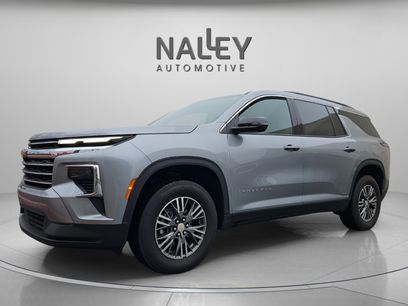 Used 2024 Chevrolet Traverse LT