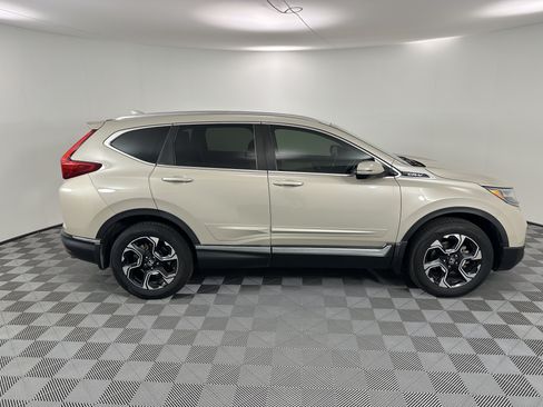 Used 2019 Honda CR-V Touring image 6