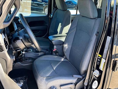 Used 2024 Jeep Gladiator Sport image 14