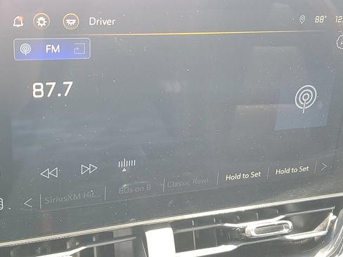 Used 2025 Chevrolet Equinox RS FWD image 14
