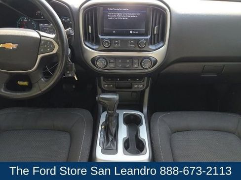 Used 2021 Chevrolet Colorado LT w/ LT Convenience Package image 13