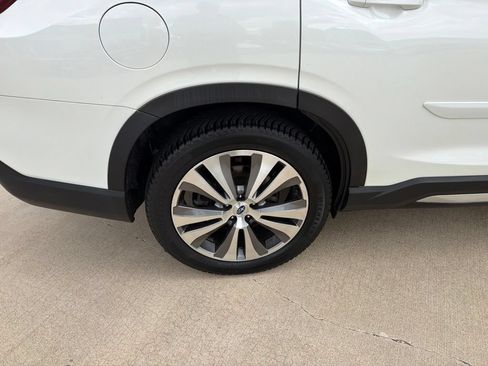 Used 2020 Subaru Ascent Limited w/ Technology Package AWD/4WD image 11