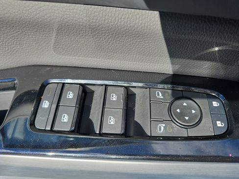 New 2025 Nissan Pathfinder SL image 29