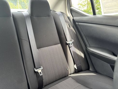 Used 2025 Nissan Sentra SV FWD image 33