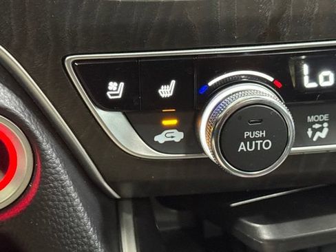 Used 2021 Honda Accord Touring image 6