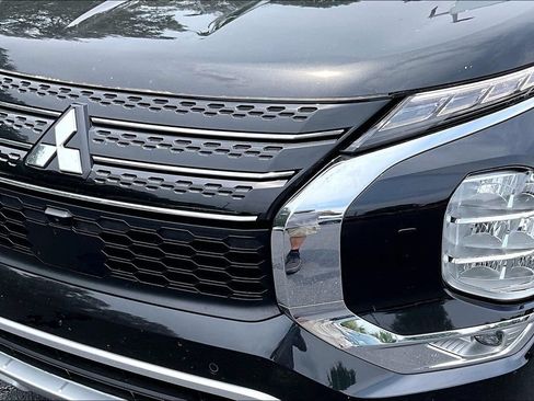 Used 2024 Mitsubishi Outlander SE AWD/4WD image 31