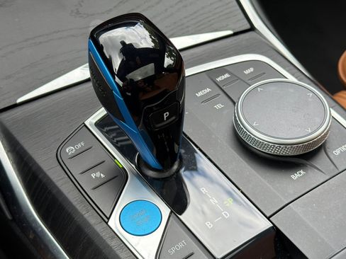 Used 2023 BMW i4 eDrive35 image 27