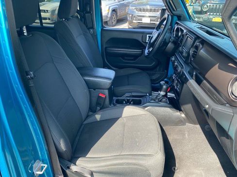 Used 2020 Jeep Wrangler Unlimited Sport S AWD/4WD image 24