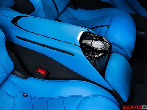 Used 2026 Ferrari Purosangue AWD/4WD image 49
