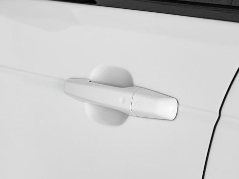 Used 2020 Land Rover Range Rover HSE image 41