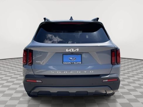 Used 2022 Kia Sorento S AWD/4WD image 23