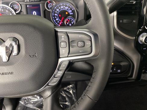 Used 2025 RAM 2500 Big Horn AWD/4WD image 23