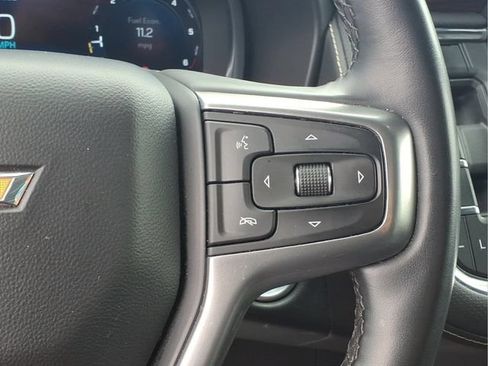 Used 2024 Chevrolet Tahoe Premier AWD/4WD image 14