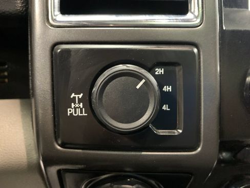 Used 2016 Ford F150 XLT w/ Equipment Group 302A Luxury AWD/4WD image 24