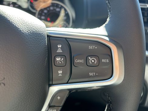 New 2026 RAM 1500 4x4 Crew Cab image 20