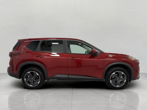 Used 2025 Nissan Rogue SV AWD/4WD image 11