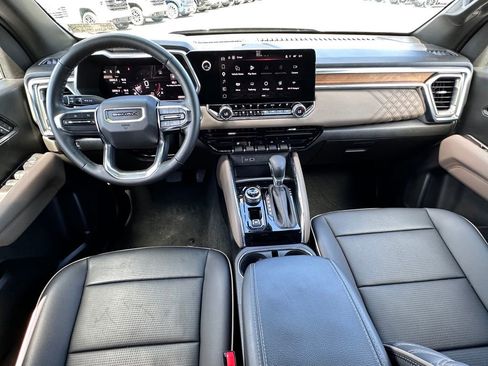 Used 2024 GMC Canyon Denali AWD/4WD image 30