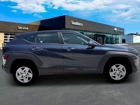 New 2026 Hyundai Kona SE image 10