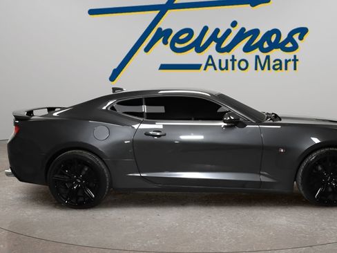 Used 2016 Chevrolet Camaro SS image 5