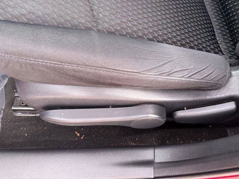 Used 2014 Nissan Sentra SR w/ Premium Package image 14