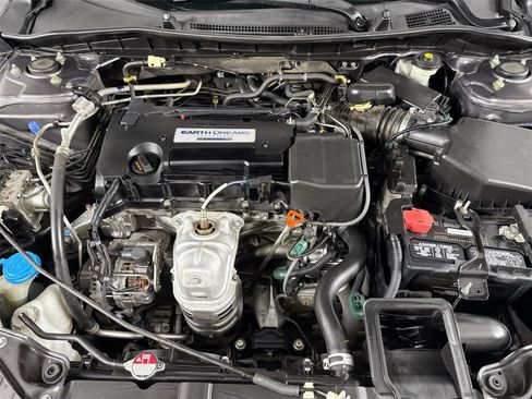 Used 2015 Honda Accord LX image 38