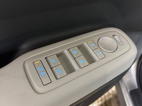 New 2026 Hyundai Santa Fe SE image 25